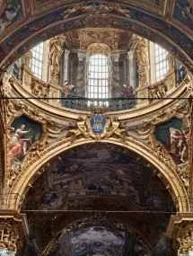 vivo X200 Ultra、アソート - 85mm、f/2.3、ISO 1345、1/50秒（3072x4080ピクセル） - News 25 12 私のトップ5 Ivanレビュー