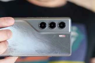 テクノ カモン 40 プロ