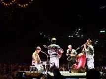 vivo X200 Ultra、アソート - 85mm、f/2.3、ISO 13400、1/33秒（4080x3072ピクセル） - ニュース 25 12 私のトップ5 Ivanレビュー